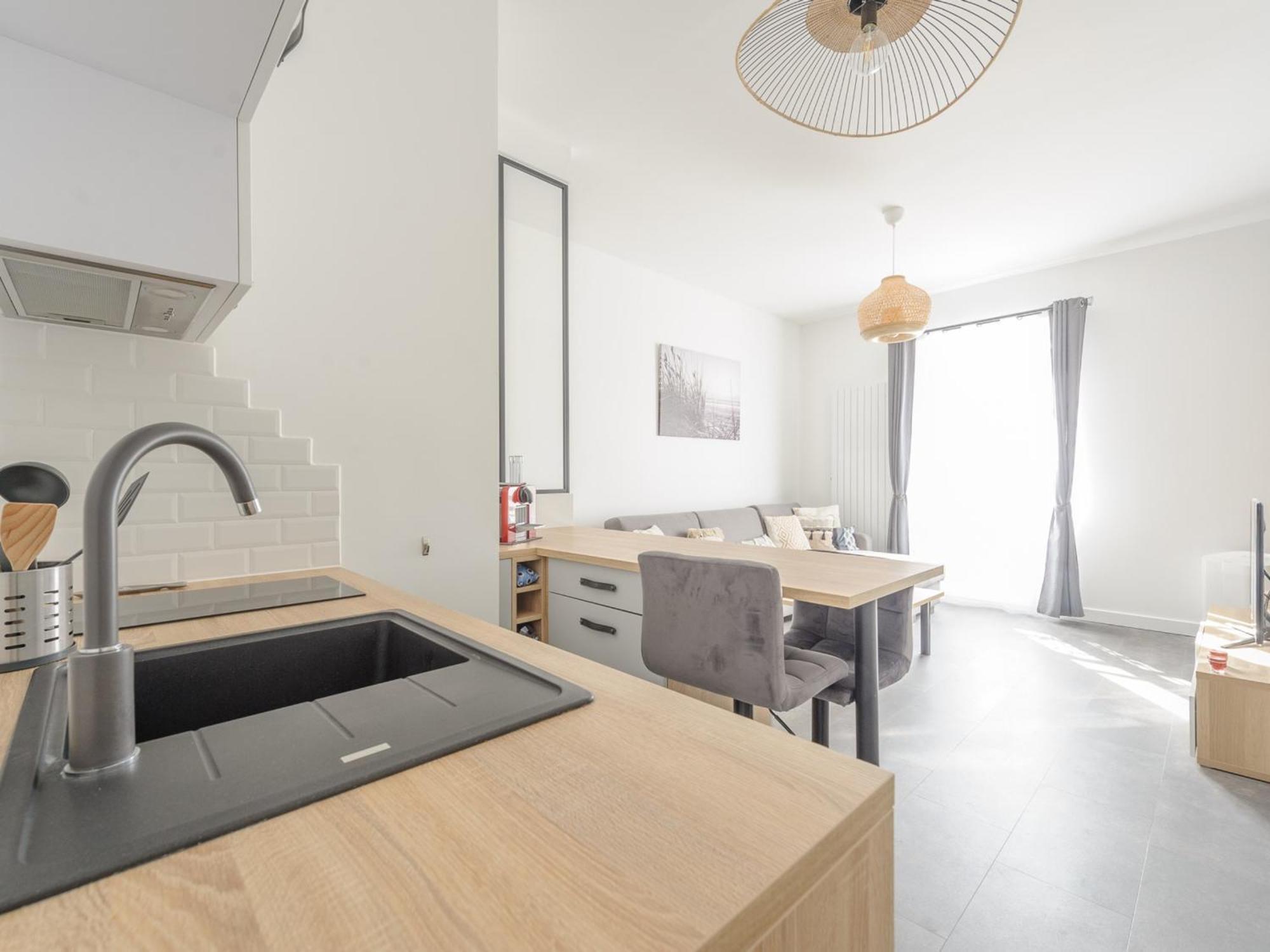 Appartement Renove Au Coeur De La Rochelle, Marche A 25m, 2 Personnes, Wifi - Fr-1-535-43 *